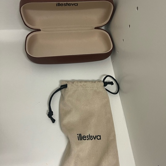 Illesteva Boca II Monochromatic Cat-Eye Sunglasses, Pink - Picture 6 of 6